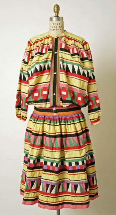 http://sassyj.net/media/blog/Seminole_Dress.jpg